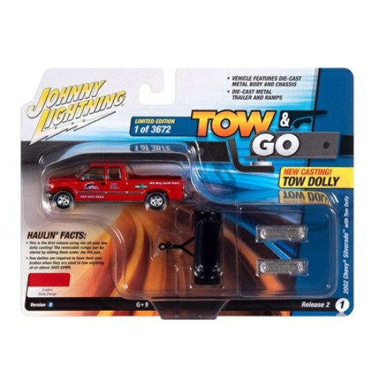 1/64 2002 CHEVY SILVERADO GLOSS ORANGE W/TOW DOLLY JLBT018 SET B