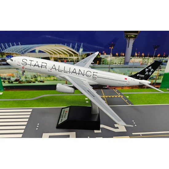 1/200 B-6101 AIR CHINA AIRBUS A330-343 STAR ALLIANCE 1/200 B-6101 AIR CHINA AIRBUS A330-343 STAR ALLIANCE