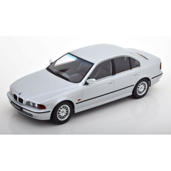 KKDC181051 - 1/18 BMW 530D E39 SEDAN 1995 SILVER