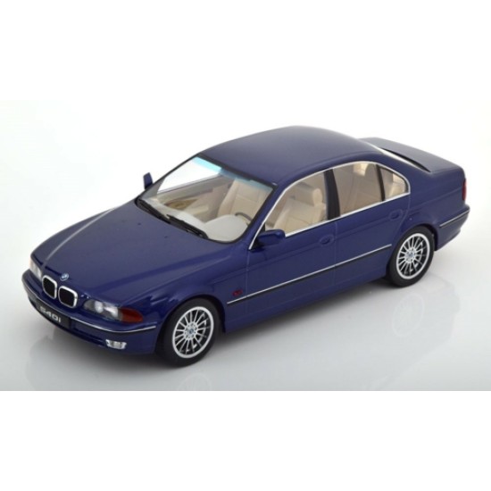 KKDC181052 - 1/18 BMW 540I E39 SEDAN 1995 BLUE METALLIC