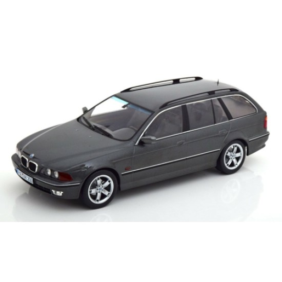 KKDC181082 - 1/18 BMW 530D E39 TOURING 1997 GREY METALLIC