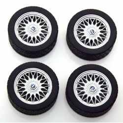 1/18 BMW E30 18 INCH TYRE SET WITH RIMS BLACK/SILVER 1/18 BMW E30 18 INCH TYRE SET WITH RIMS BLACK/SILVER