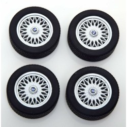 1/18 BMW ITALO E30 17 INCH TYRE SET WITH RIMS BLACK/SILVER 1/18 BMW ITALO E30 17 INCH TYRE SET WITH RIMS BLACK/SILVER