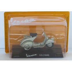 1/18 VESPA 125 1948 NL039