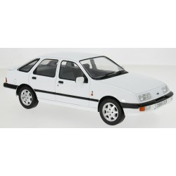 MCG181096 - 1/18 FORD SIERRA XR 4X4 WHITE RHD 1984 - UK SPECIAL 500PCS LIMITED EDITION