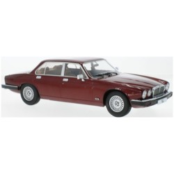 1/18 JAGUAR XJ SERIES III DARK RED METALLIC 1979 MCG18176