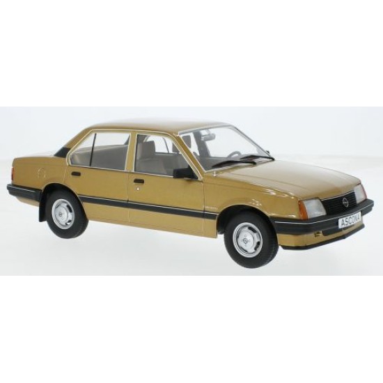 MCG18459 - 1/18 OPEL ASCONA C 1981 BEIGE