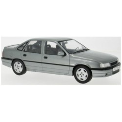 MCG18462 - 1/18 OPEL VECTRA A 2000 GREY 1988