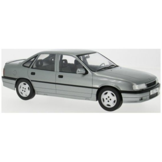 MCG18462 - 1/18 OPEL VECTRA A 2000 GREY 1988
