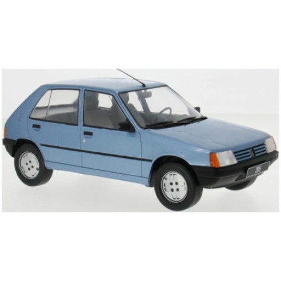 MCG18491 - 1/18 PEUGEOT 205 1984 LIGHT BLUE METALLIC