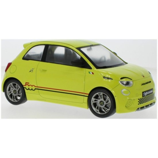 MCG18498 - 1/18 FIAT 500E ABARTH YELLOW 2024