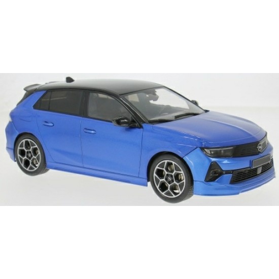 MCG18511 - 1/18 OPEL ASTRA L BLUE 2023 MCG18511 - 1/18 OPEL ASTRA L BLUE 2023