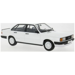 MCG18527 - 1/18 AUDI 80 GTE (B2) WHITE 1978 MCG18527 - 1/18 AUDI 80 GTE (B2) WHITE 1978