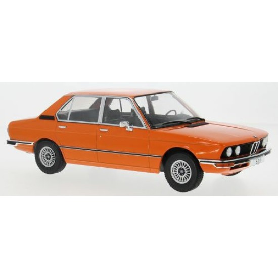 MCG18540 - 1/18 BMW 5 SERIES (E12) ORANGE 1973