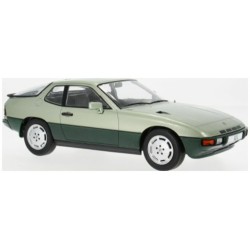 MCG18660 - 1/18 PORSCHE 924 TURBO LIGHT GREEN/DARK GREEN 1979