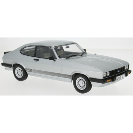 MCG18797 - 1/18 FORD CAPRI MKIII 3.0 S - STATO SILVER RHD BODIE - UOO 303T - UK SPECIAL