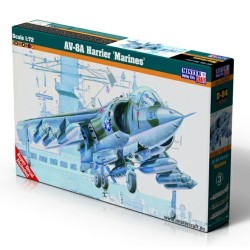 1/72 AV-8A HARRIER MARINES (PLASTIC KIT)