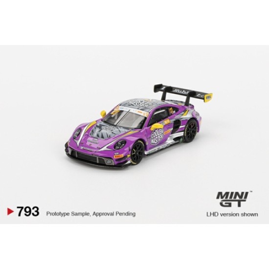 1/64 PORSCHE 911 GT3 R NO.27 HUBAUTO RACING 2023 FIA GT WORLD CUP 70TH MACAU GRAND PRIX (LHD)