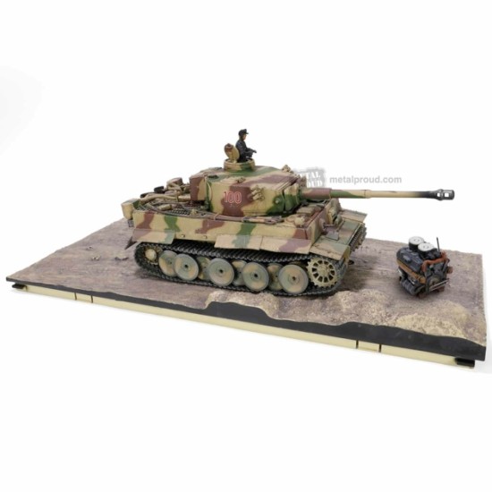 1/32 GERMAN SD.KFZ.181 PZKPFW VI TIGER  NO. 100 1943 EASTERN FRONT KURSK