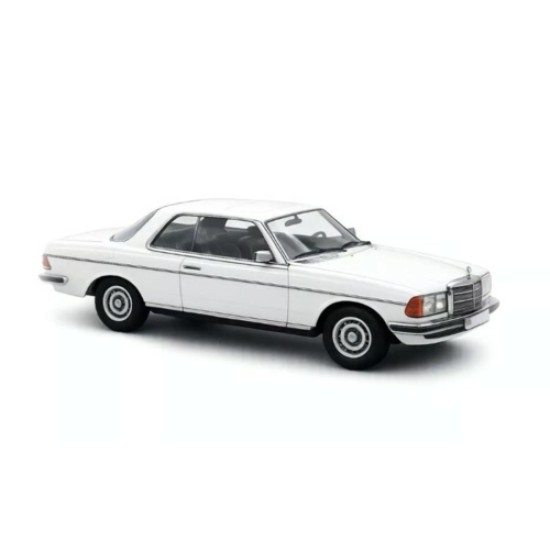 NV183986 -  1/18 1980 MERCEDES-BENZ 280 CE - WHITE