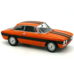 NV187918 - 1/18 1973 ALFA ROMEO 2000 GTV - ORANGE NV187918 - 1/18 1973 ALFA ROMEO 2000 GTV - ORANGE