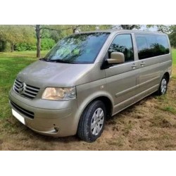 NV188602 - 1/18 VW MULTIVAN WHEAT BEIGE 2003 NV188602 - 1/18 VW MULTIVAN WHEAT BEIGE 2003