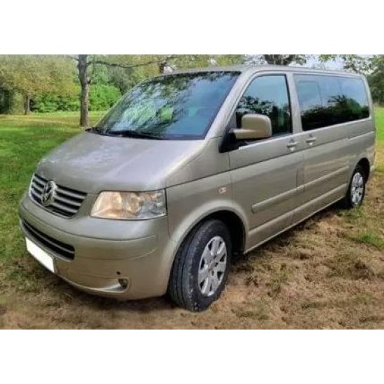 NV188602 - 1/18 VW MULTIVAN WHEAT BEIGE 2003 NV188602 - 1/18 VW MULTIVAN WHEAT BEIGE 2003