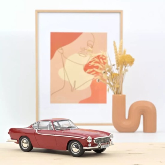 1/18 1961 VOLVO P1800 - RED 188700 1/18 1961 VOLVO P1800 - RED 188700