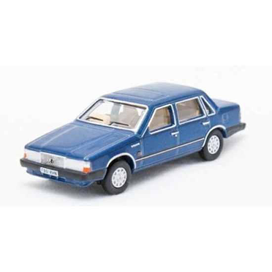 1/76 VOLVO 760 BLUE METALLIC