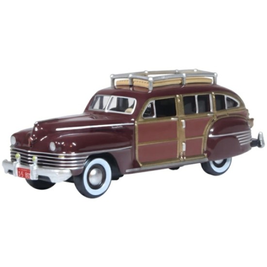 1/87 CHRYSLER T AND C WOODY WAGON 1942 REGAL MAROON