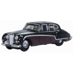 N GAUGE JAGUAR MK8/9 BLACK/IMPERIAL MAROON NJAG9004 N GAUGE JAGUAR MK8/9 BLACK/IMPERIAL MAROON NJAG9004
