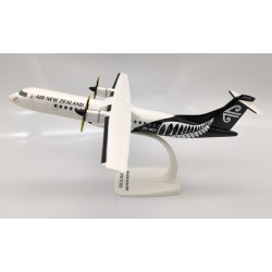 PPC 1/100 AIR NEW ZEALAND ATR 72 (PLASTIC SNAP-FIT MODEL)