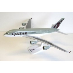 PPC 1/200 QATAR AIRWAYS A380 (PLASTIC SNAP-FIT MODEL) 224325