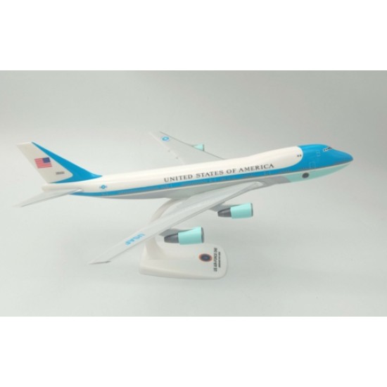 PPC 1/250 AIR FORCE ONE B747-200 PLASTIC SNAP-FIT MODEL