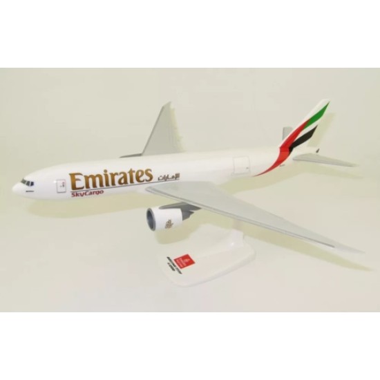 PPC 1/200 SCALE EMIRATES CARGO B777-200FR PLASTIC SNAP-FIT MODEL