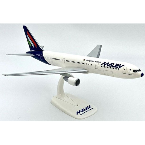 PPC 1/200 MALEVE B767-30 PLASTIC SNAP-FIT MODEL