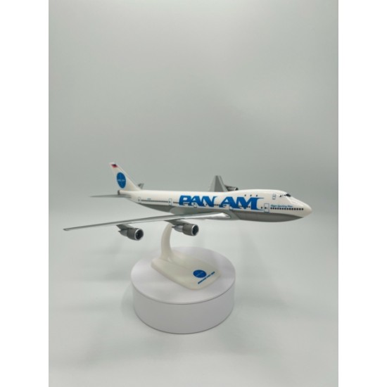 PPC 1/250 PAN-AM B747-100 PLASTIC SNAP-FIT MODEL