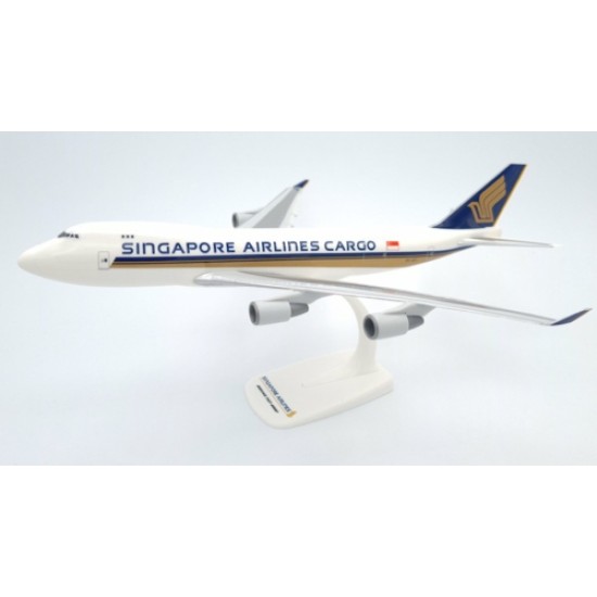 PPC 1/250 SINGAPORE AIRLINES B747-400FR PLASTIC SNAP-FIT MODEL