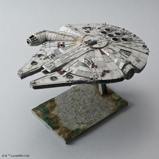 1/144 BANDAI STAR WARS MILLENNIUM FALCON (PLASTIC KIT)