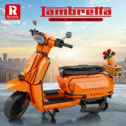 32.7 CM LAMBRETTA V200 SCOOTER ORANGE (1169PCS) 32.7 CM LAMBRETTA V200 SCOOTER ORANGE (1169PCS)