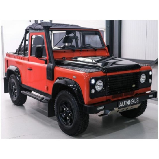 SOL1813502 - 1/18 LAND ROVER DEFENDER 90 CONVERTIBLE ORANGE 2016 SOL1813502 - 1/18 LAND ROVER DEFENDER 90 CONVERTIBLE ORANGE 2016