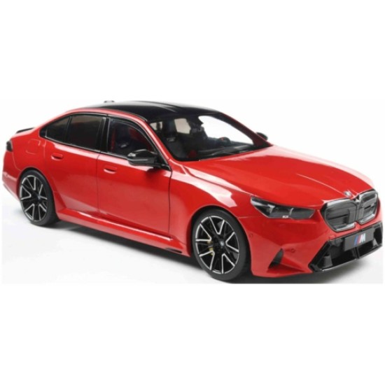 SOL1814702 - 1/18 BMW M5 FIRE RED 2025 SOL1814702 - 1/18 BMW M5 FIRE RED 2025