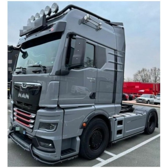 SOL2400602 - 1/24 MAN TGX INDIVIDUAL LION S GREY SOL2400602 - 1/24 MAN TGX INDIVIDUAL LION S GREY