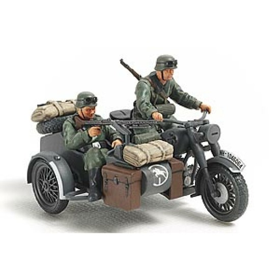 1/48 GERMAN BIKE AND SIDECAR 32578