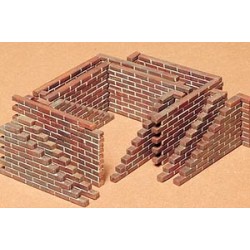 1/35 BRICK WALLS (PLASTIC KIT)