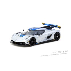 1/64 KOENIGSEGG JESKO ATTACK SILVER 1/64 KOENIGSEGG JESKO ATTACK SILVER