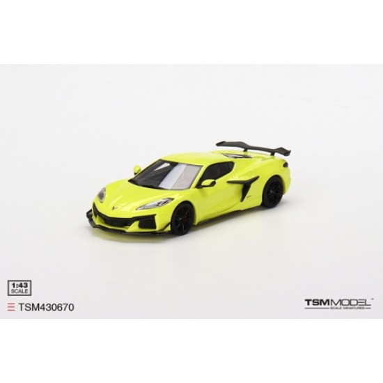 1/43 CHEVROLET CORVETTE Z06 2023 ACCELERATE YELLOW