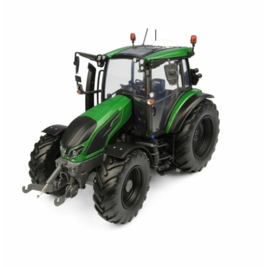 1/32 VALTRA G135 - GREEN