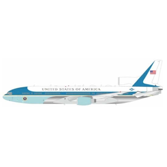 1/200 AIR FORCE ONE TRISTAR B-1011-USAF WITH STAND LIMITED 120 MODELS