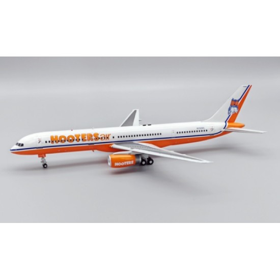 1/200 HOOTERS AIR BOEING 757-2G5 N750WL WITH STAND WB752H1